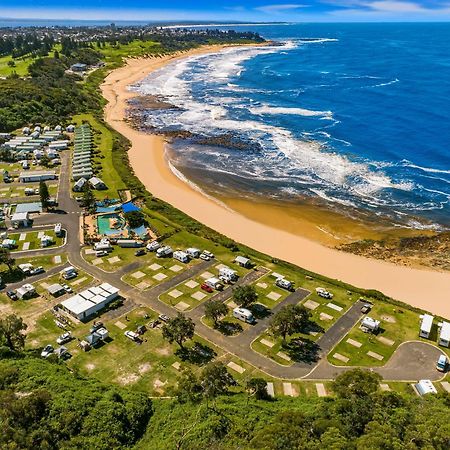 Blue Lagoon Beach Resort Bateau Bay Extérieur photo
